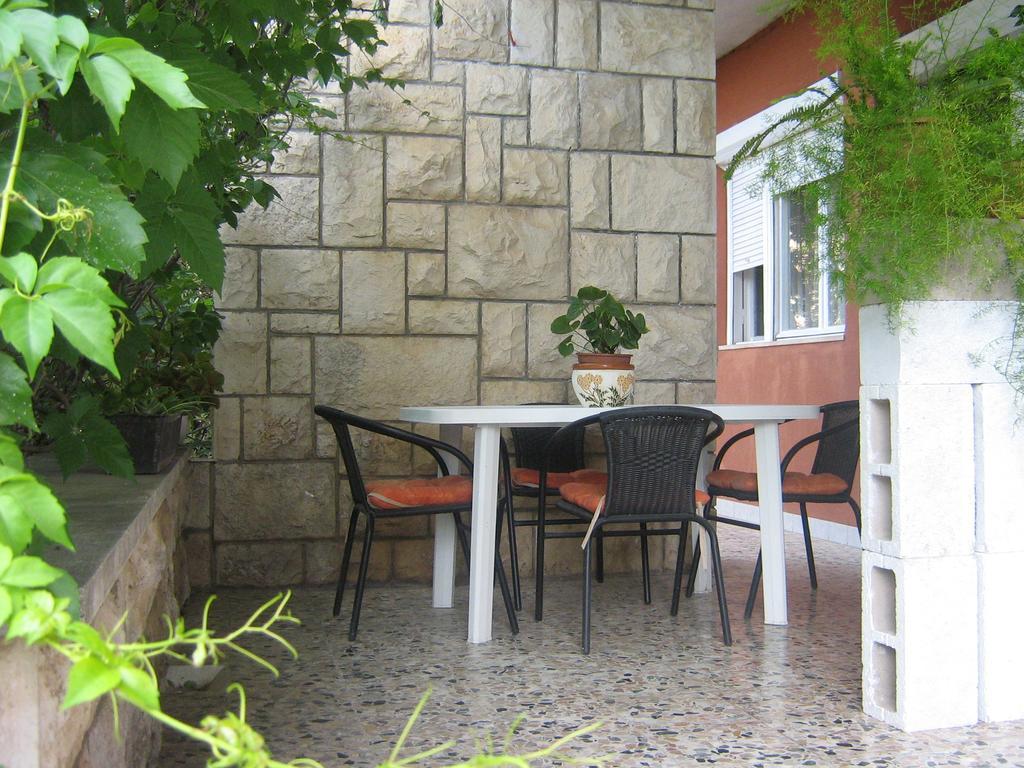 Daniela Apartment Makarska Exterior foto